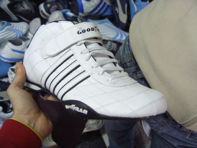 tenis adidas goodyear bota