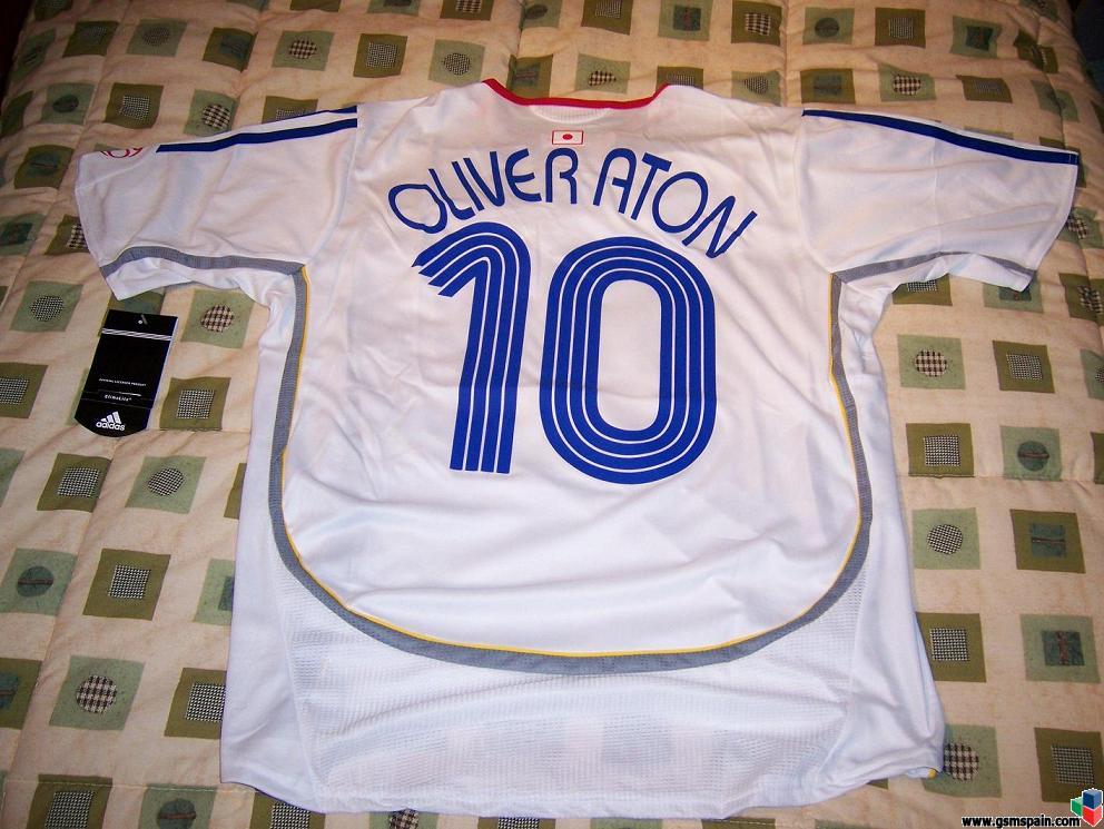 VENDO ESTAS 3 CAMISETAS DE FUTBOL(sevilla,japon oliver aton...)