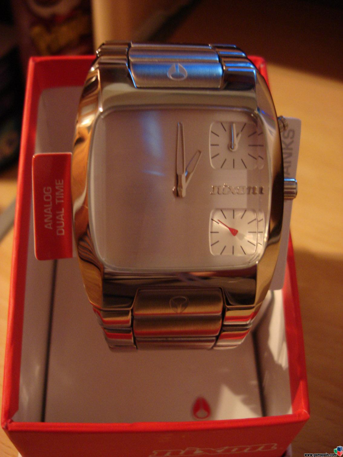 Vendo reloj NIXON THE BANKS 100 original. Entra y descubre que precio