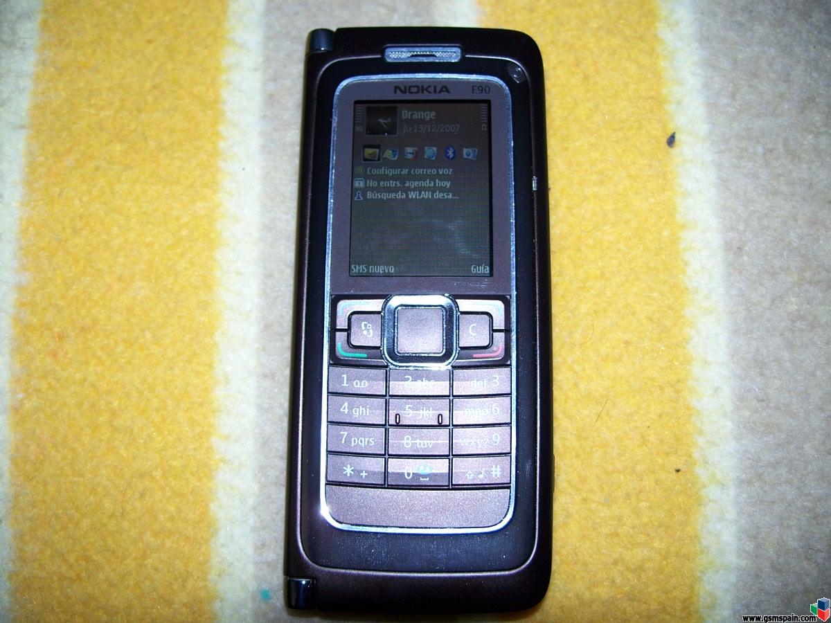 Review Nokia e90