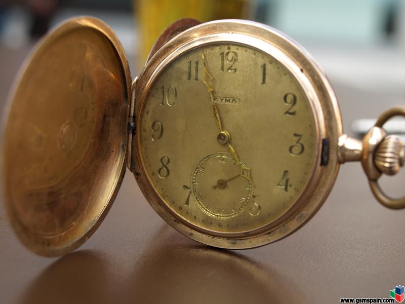 Ayuda a tasar un reloj bastante antiguo