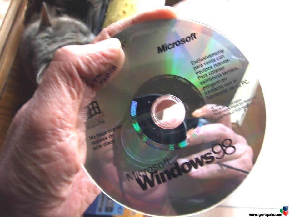 Nadie tiene xp original comprado?no da ms "seguridad" tener software original xp?