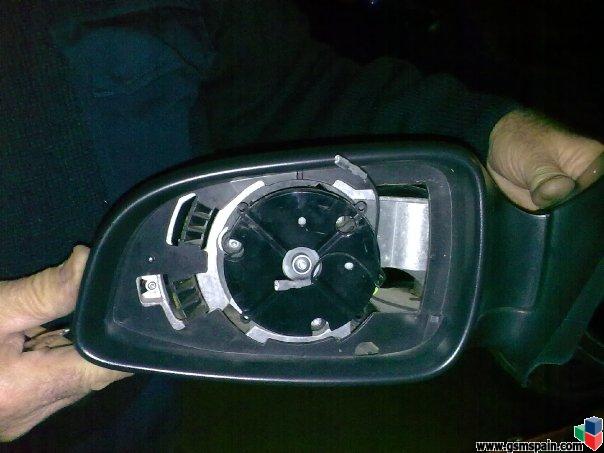 Me han robado el retrovisor del coche!!