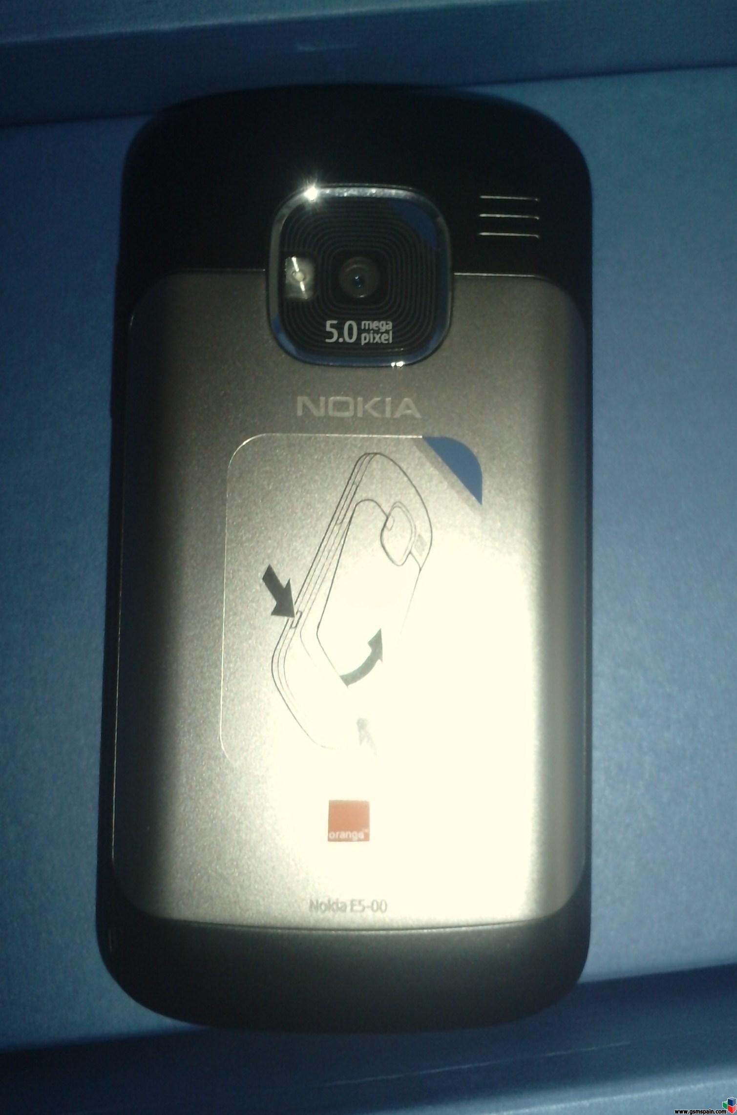 Review Nokia E5