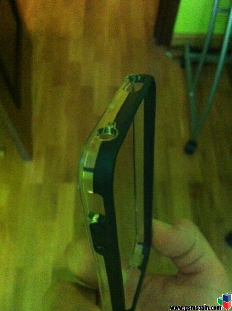 [VENDO] Bumpers Transparente/Varios Colores para Iphone 4S e Iphone 4. Gran calidad.