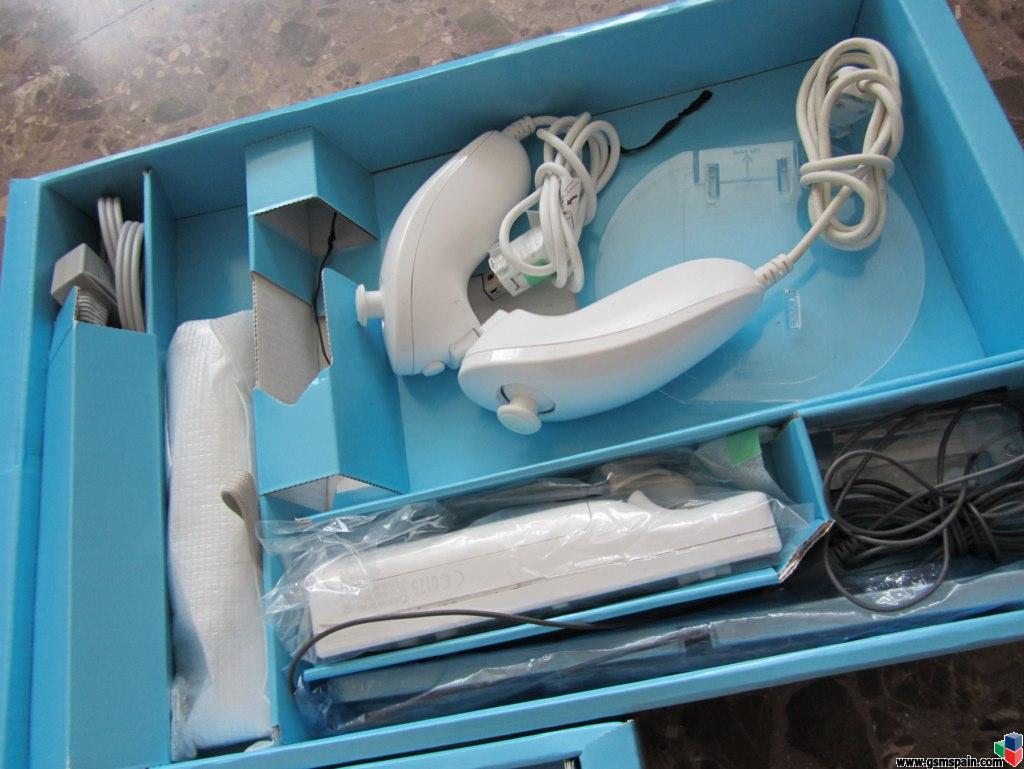 [VENDO] Wii blanca + 2 mandos + 3 nunchakus preparada..
