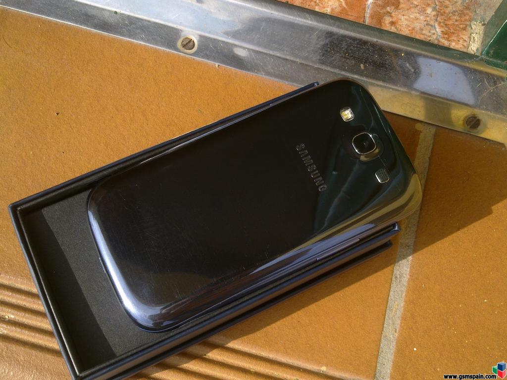 [VENDO] Samsung Galaxy SIII Vodafone Pebble 385