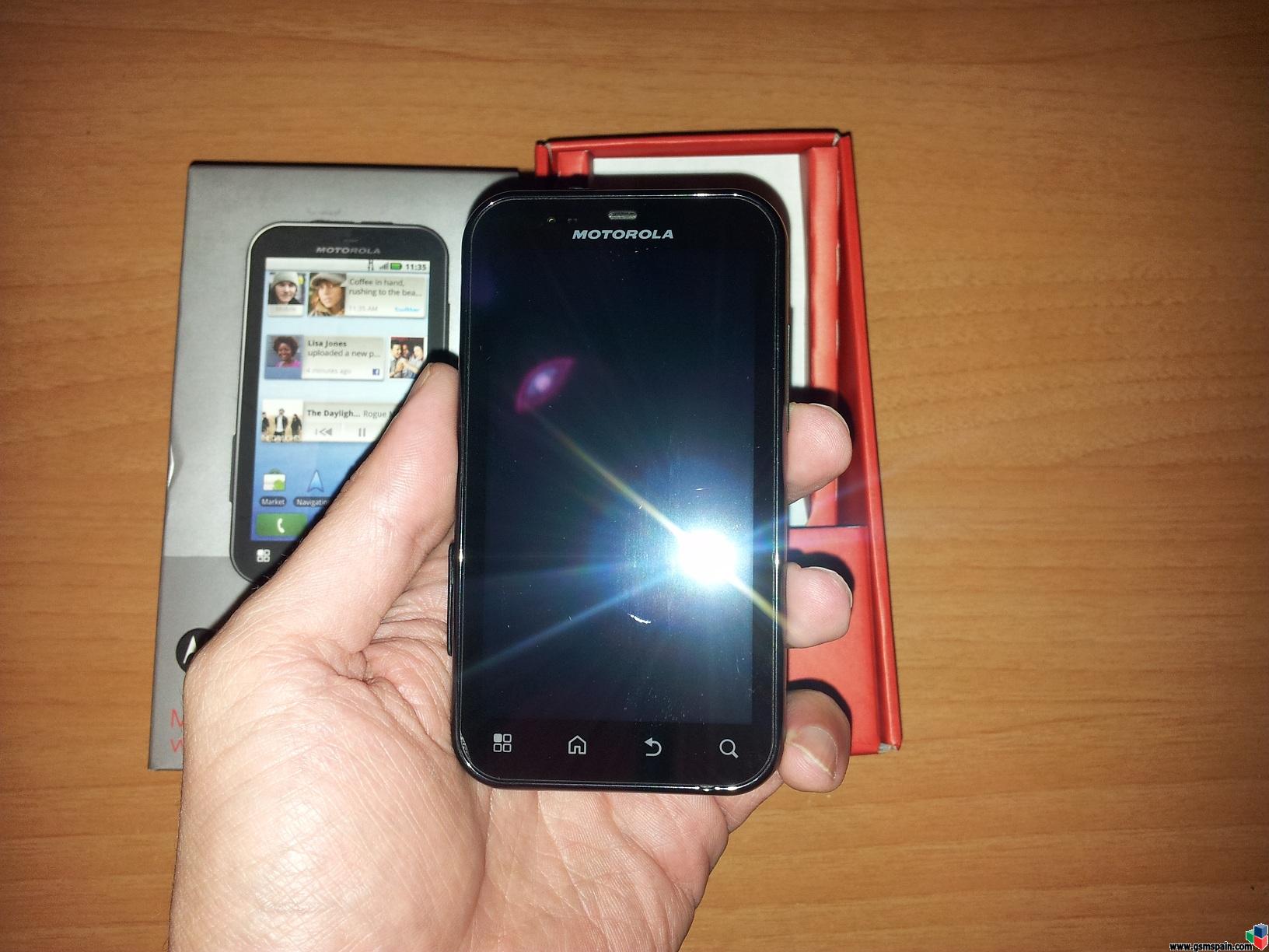 [VENDO] Motorola Defy +