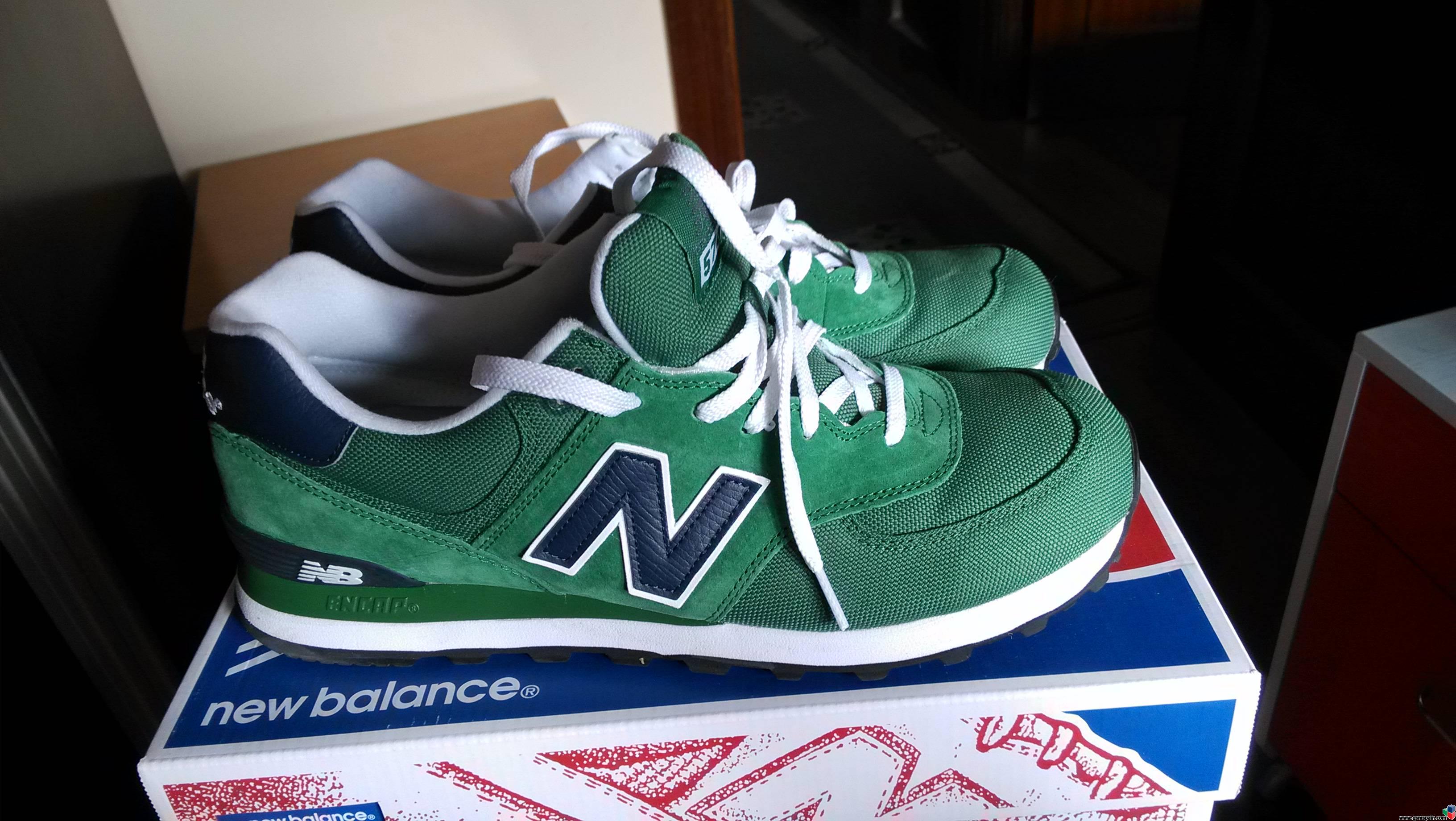 new balance en verde