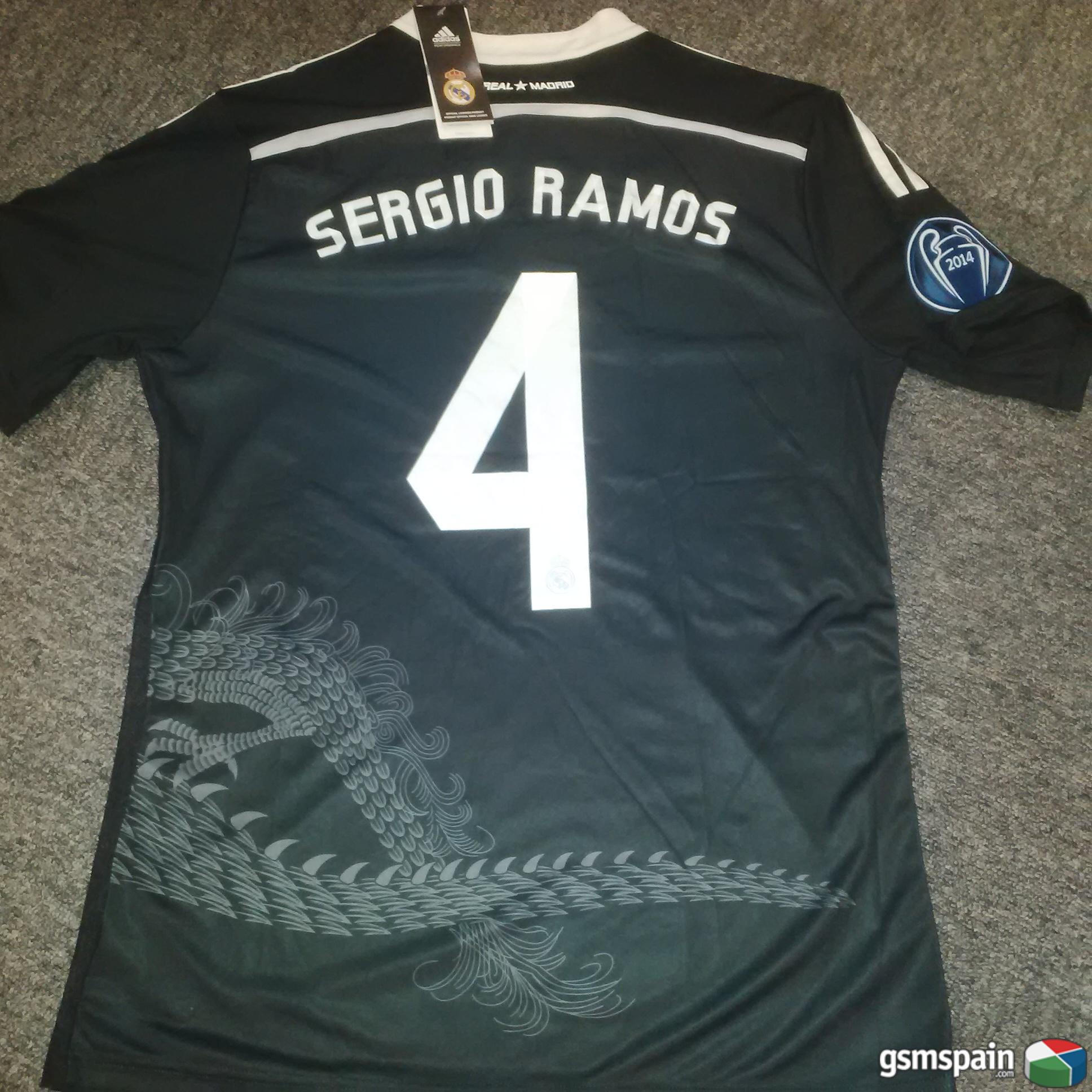 [VENDO] Camiseta Real Madrid Negra, 4.Sergio Ramos, Talla L