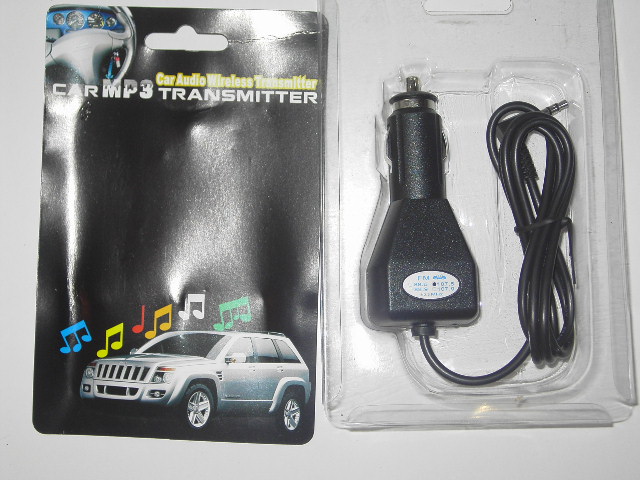 NUEVO Transmisor FM para reproductores MP3/IPOD/CD/DVD