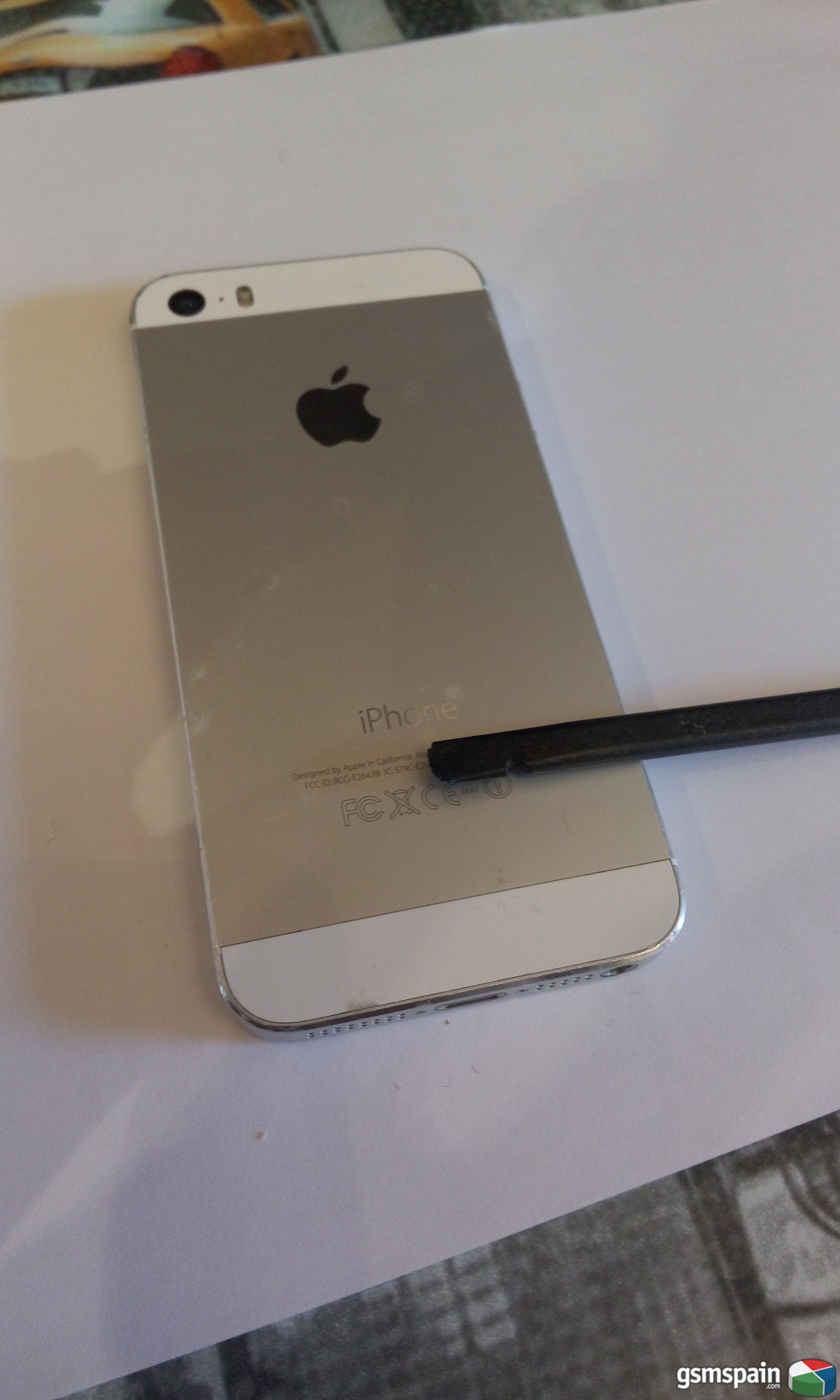 [VENDO] Iphone 5S Silver 16GB roto, para reparar o para piezas...((--125--))