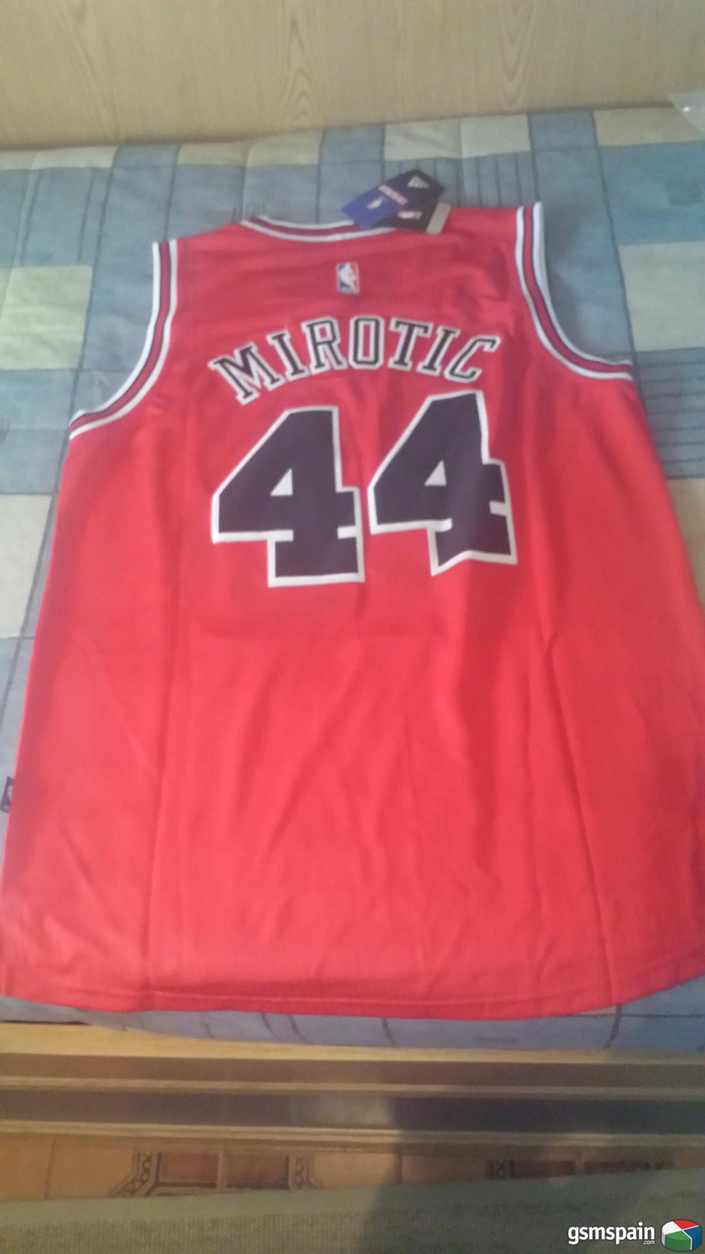 [vendo] Camiseta Chicago Bulls. Talla M. Mirotic (44). Nueva