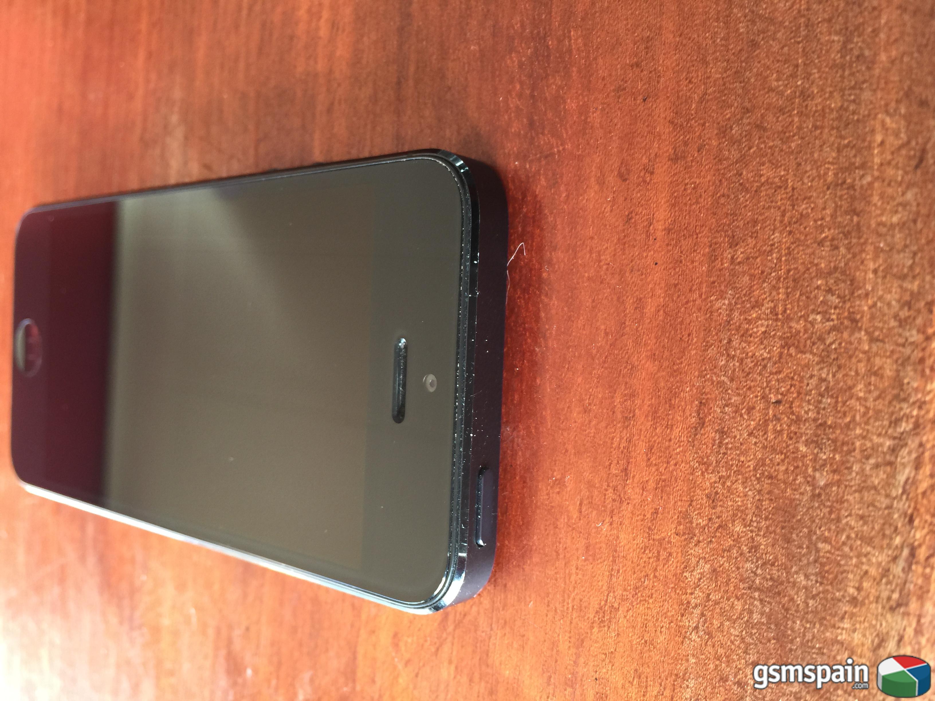 [VENDO] 2 iPhones 5, uno blanco y otro negro, LIBRES y con accesorios