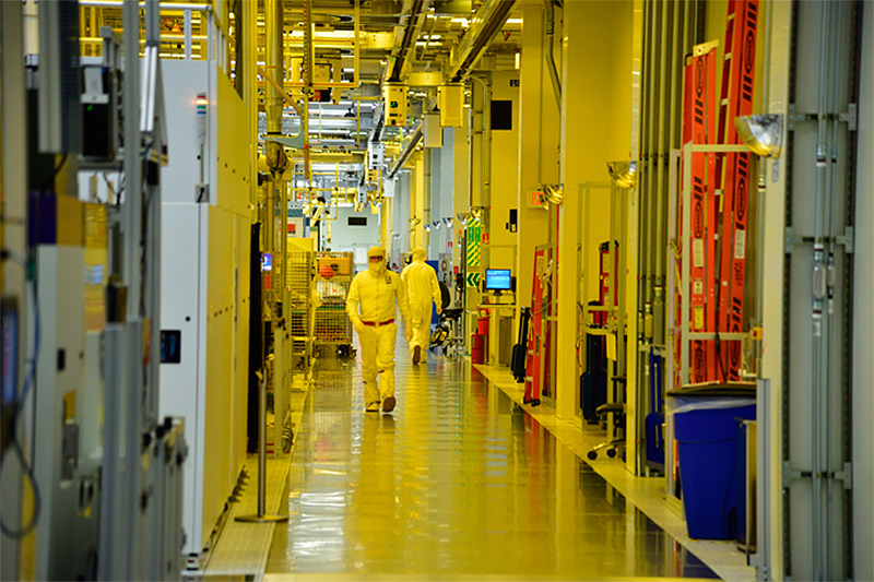 Por primera vez en 25 aos Intel no es el principal fabricante de semiconductores