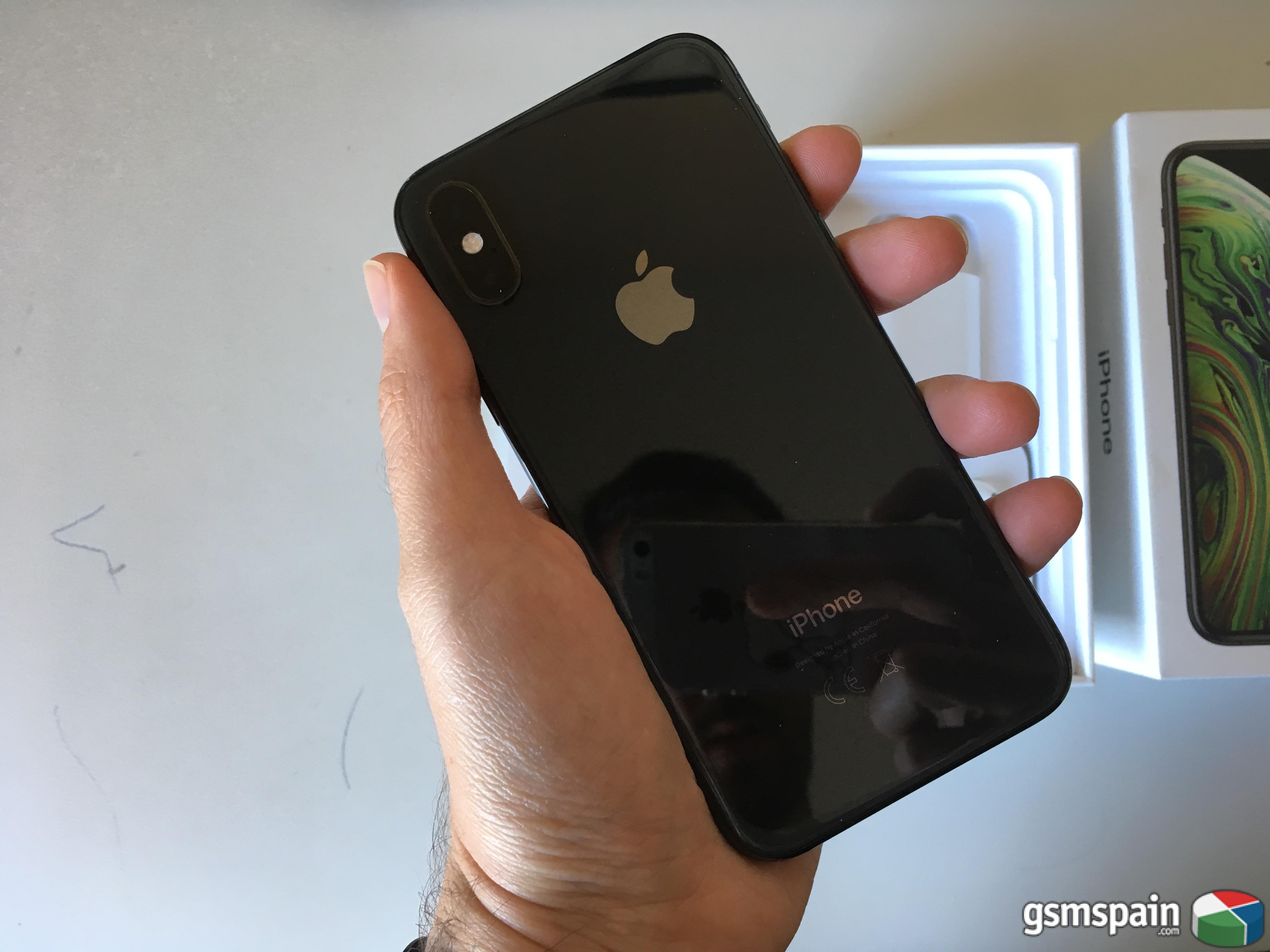 [VENDO] iPhone XS Space Grey 64GB impoluto con accesorios a estrenar