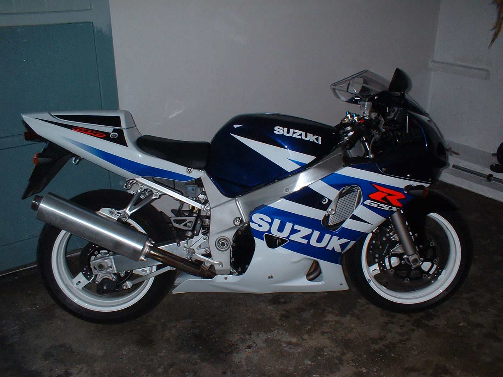 Suzuki GSXR 600 con 4094Km