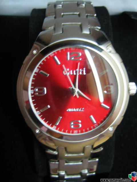 Reloj GUTTI Precio a convenir!!!